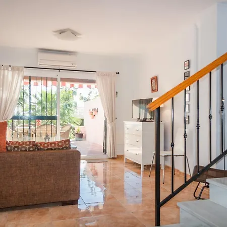 Cipreses House Holiday home *